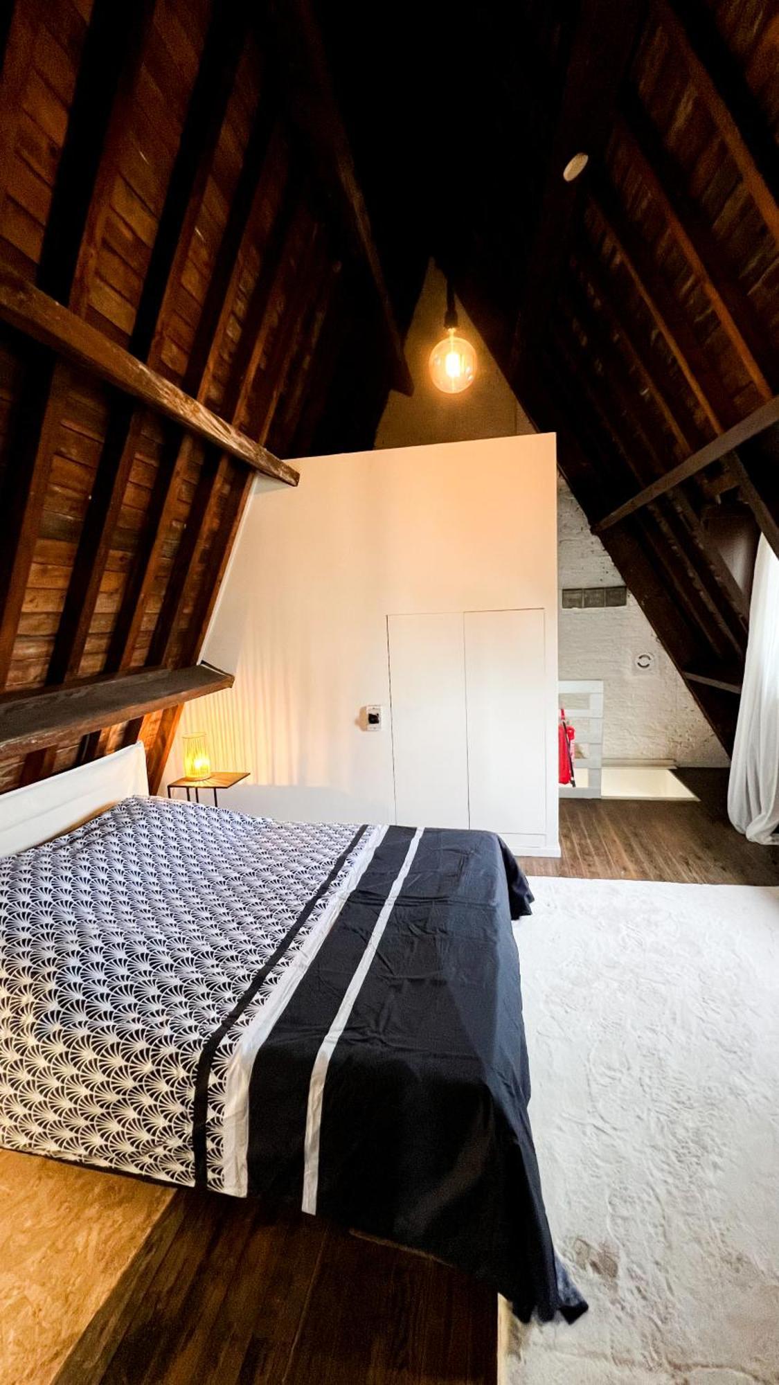 Le Faubourg Suites แอนต์เวิร์ป ภายนอก รูปภาพ